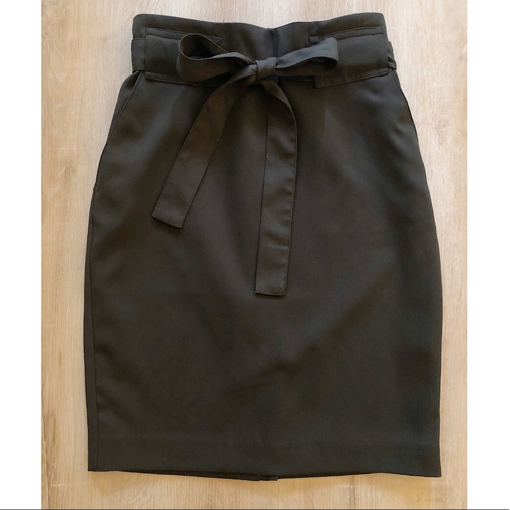 Banana Republic Olive Green Skirt | OOP